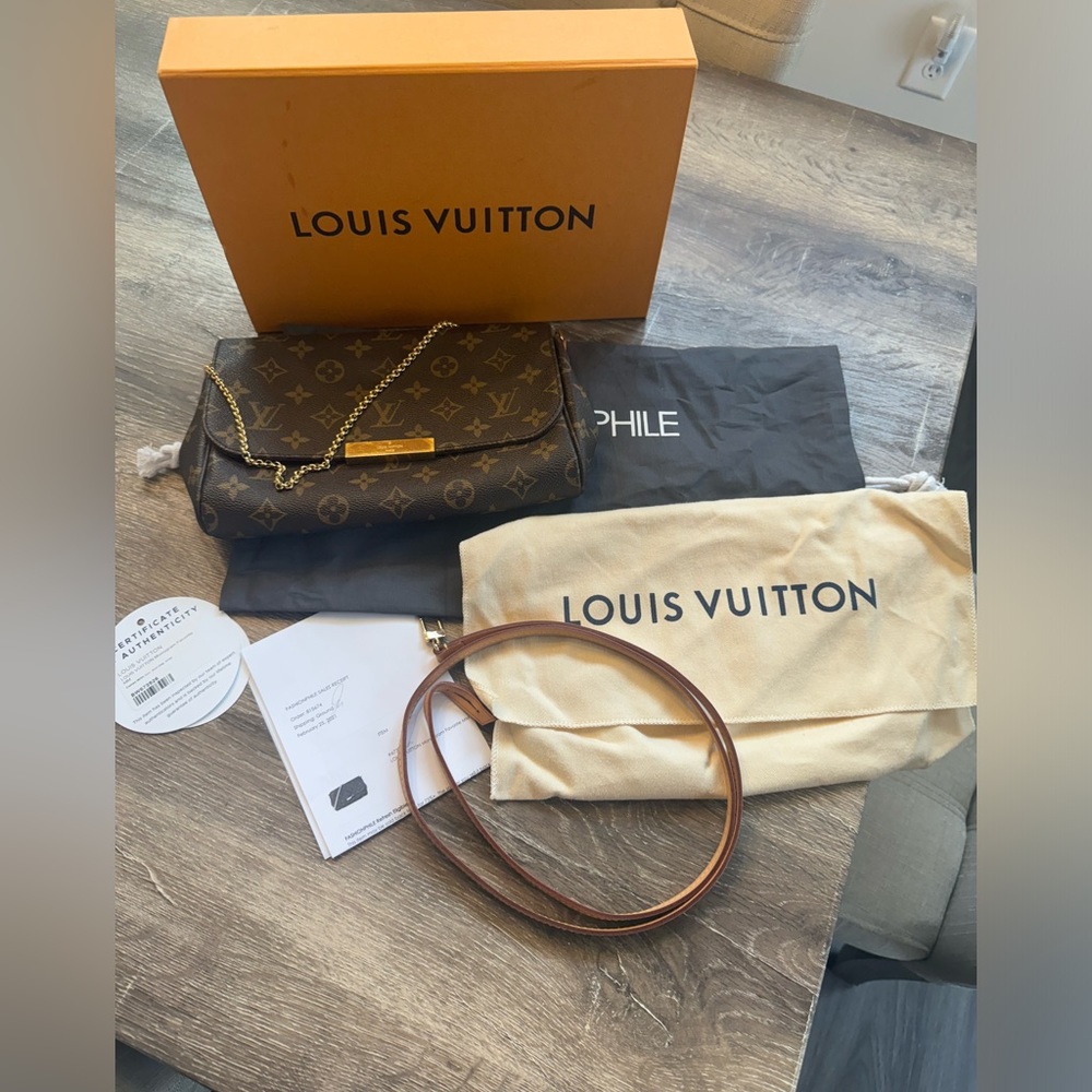 Louis Vuitton Favorite MM